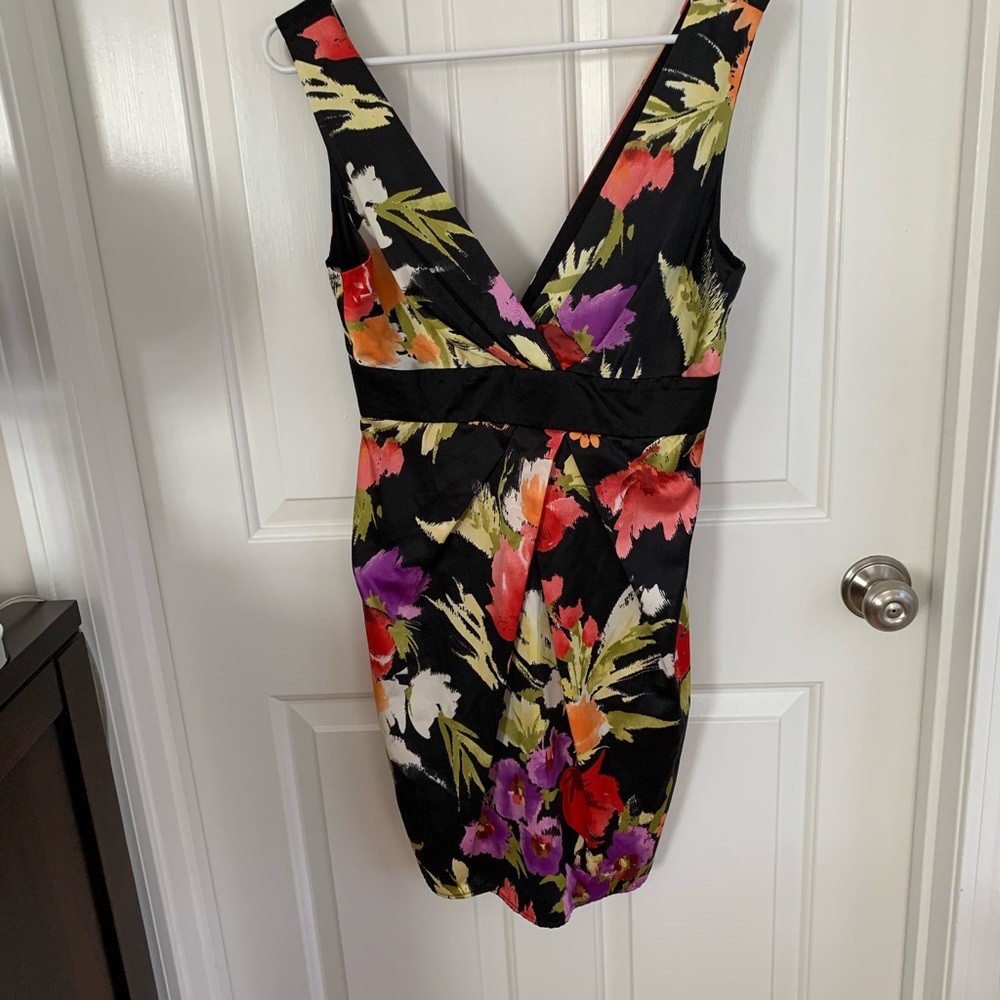 Forever21 - Deep-V mini dress. Size M.